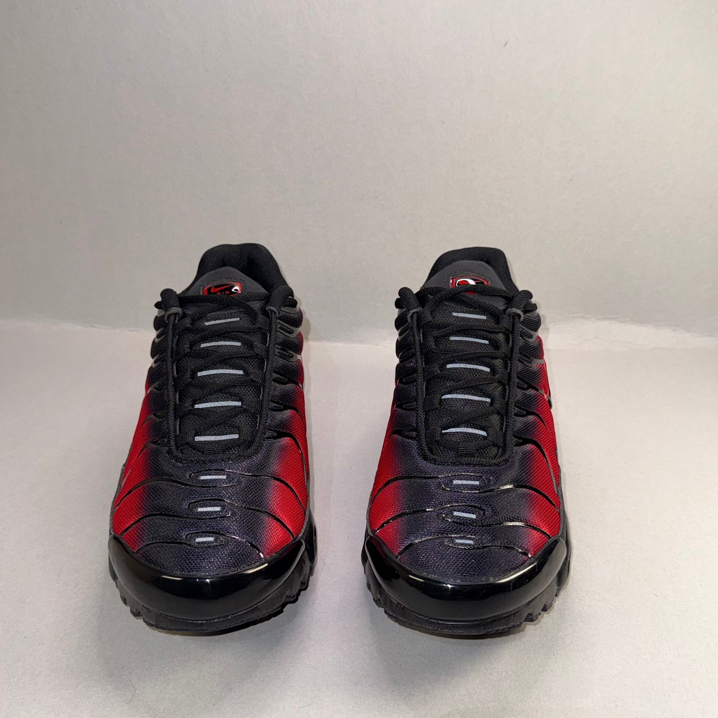 Nike Air Max Plus TN "Black And Red"