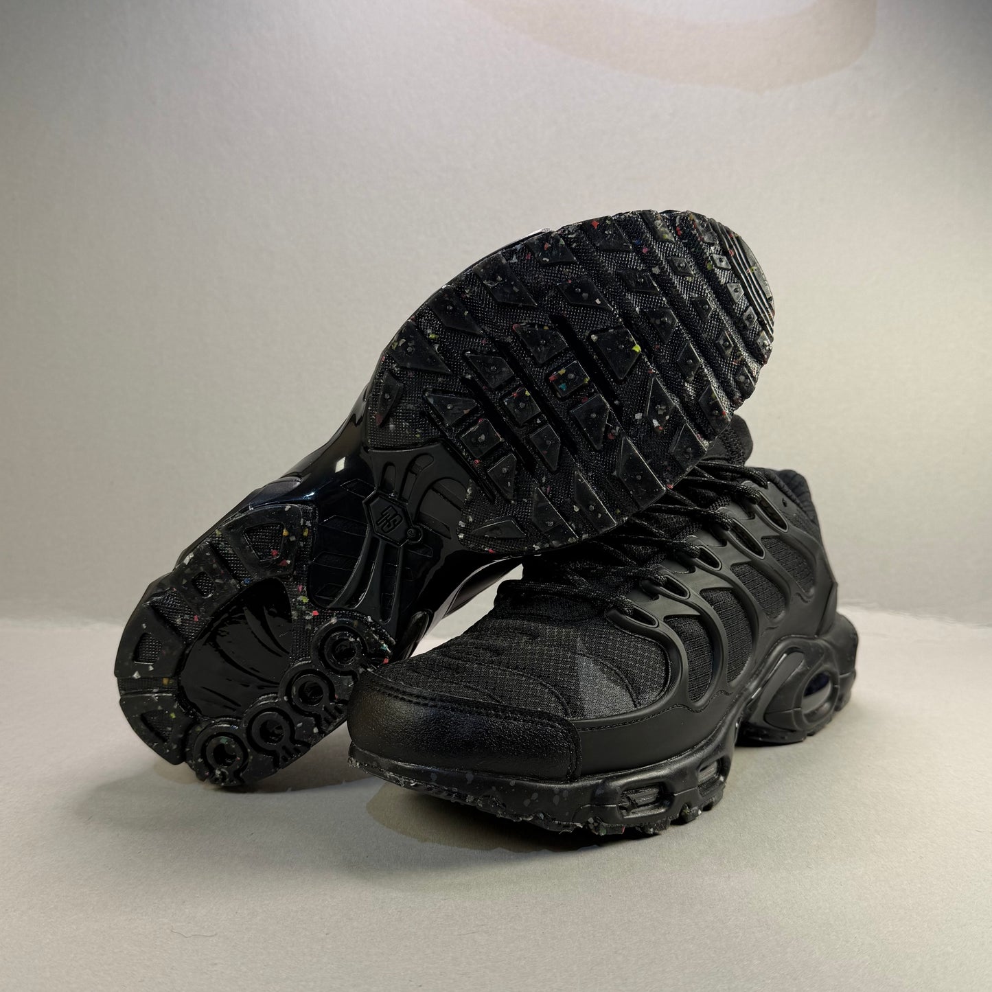Nike Air Max Plus TS "Triple Black"