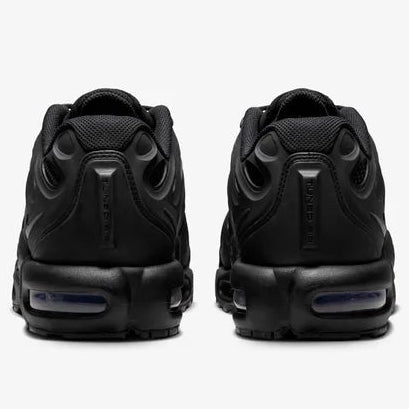 Nike Air Max Plus Drift "All Black"