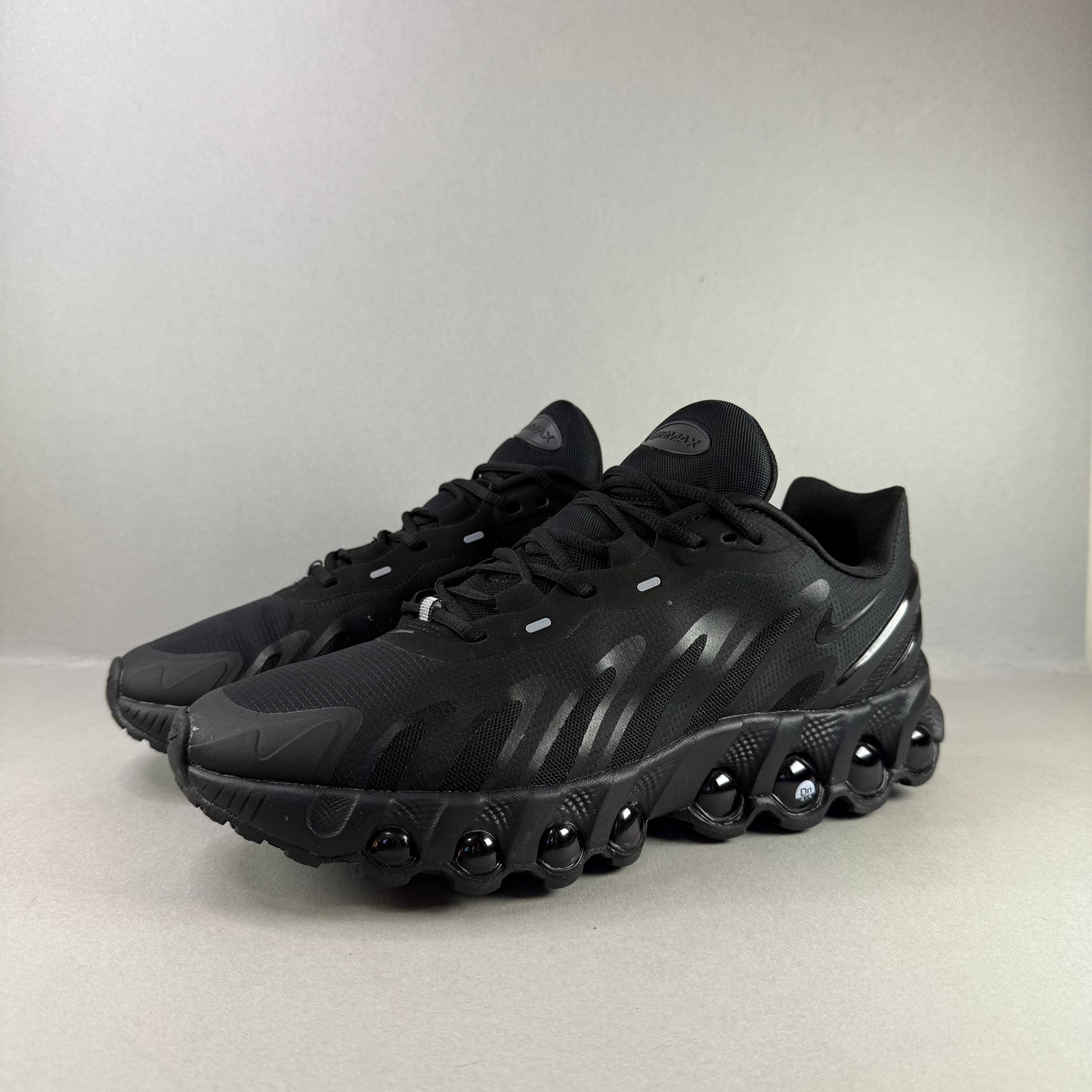 Nike Air Max Dn8 "All Black"
