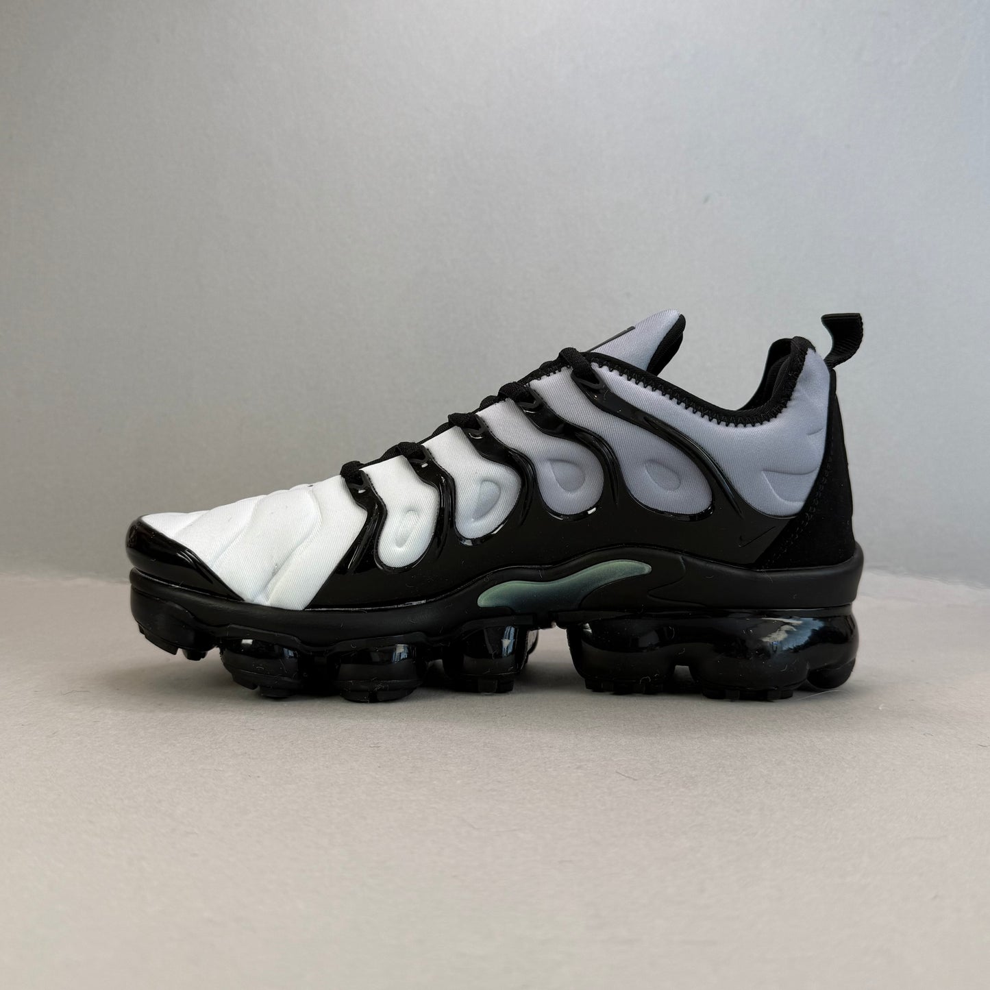 Nike Air Vapormax Plus "Neon"