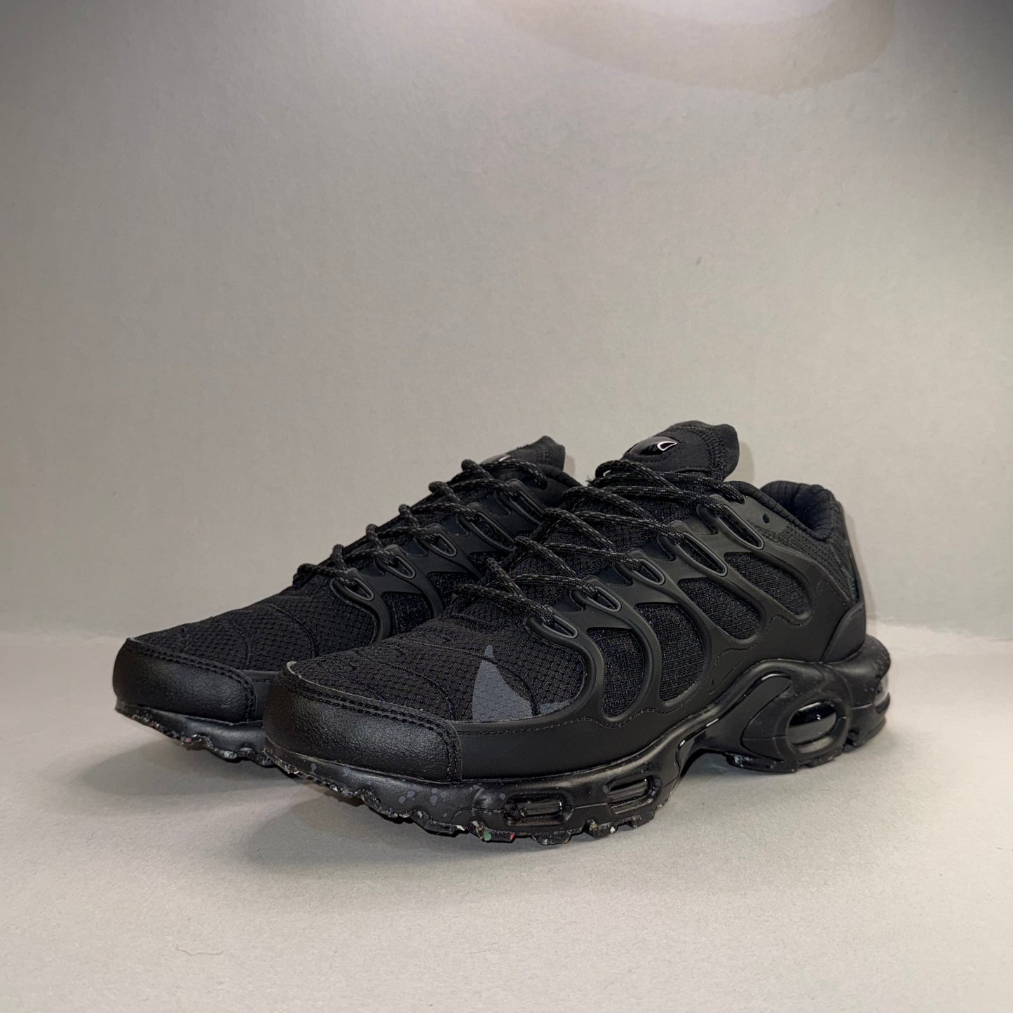 Nike Air Max Plus TS "Triple Black"