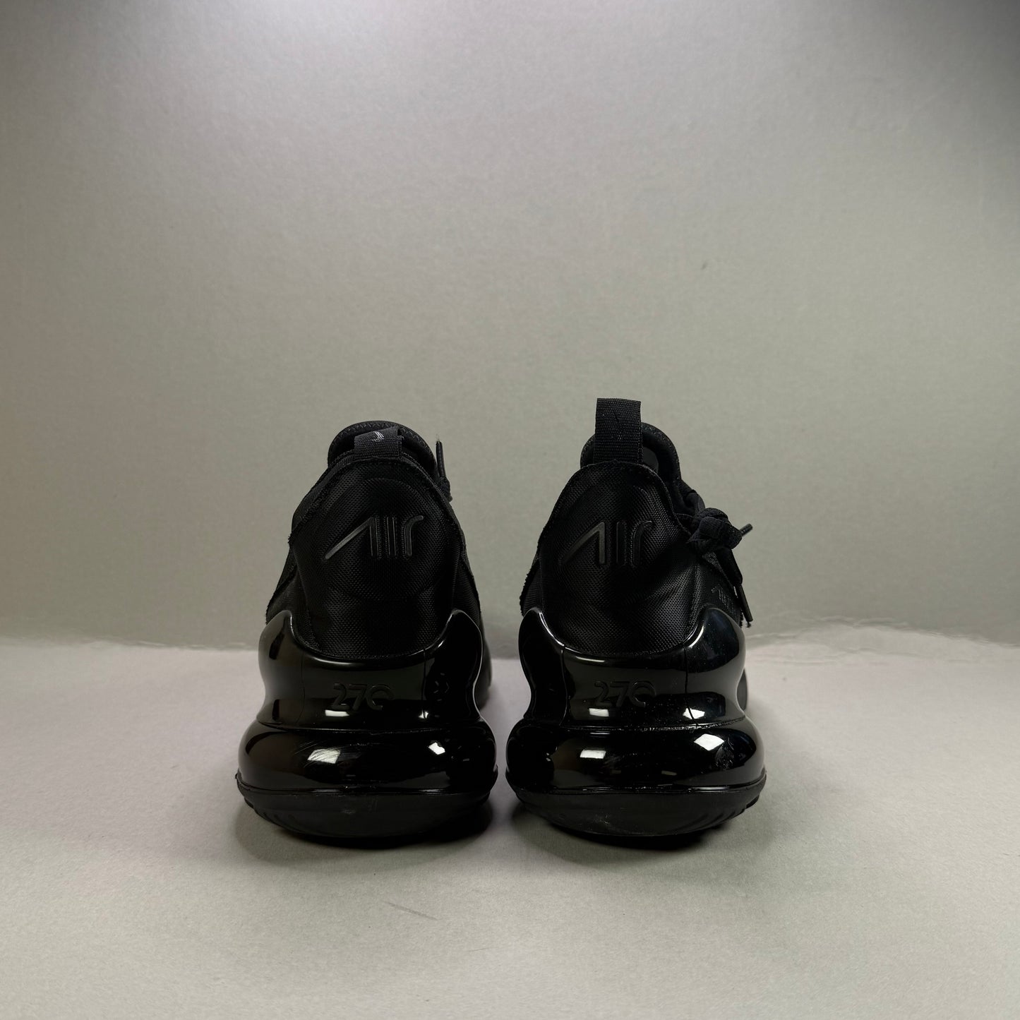 Nike Air Max 270 "Triple Black"