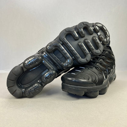 Nike Vapormax Plus “Triple Black”