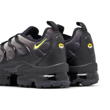 Nike Air Vapormax Plus "Neon"