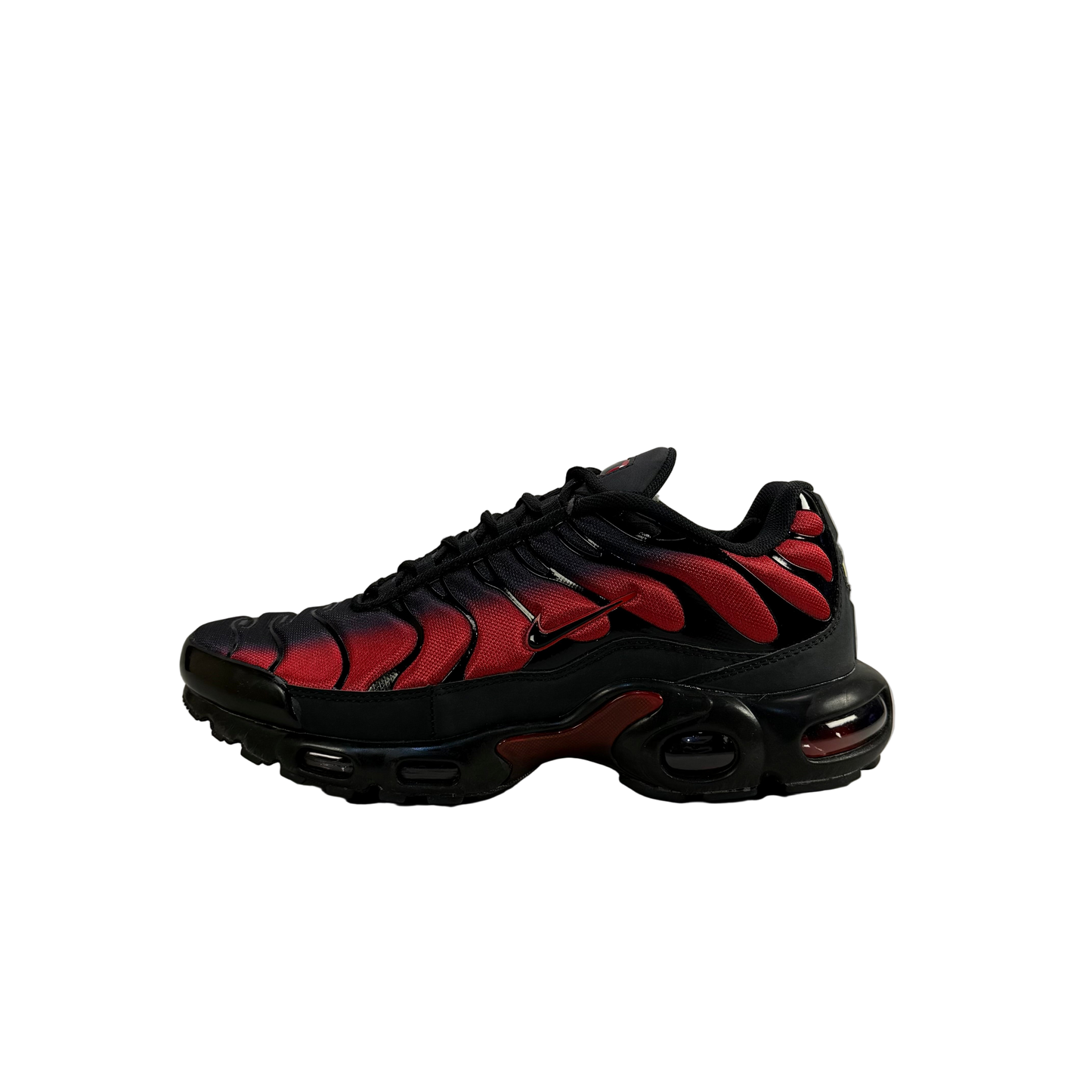 Nike Air Max Plus TN "Black And Red"