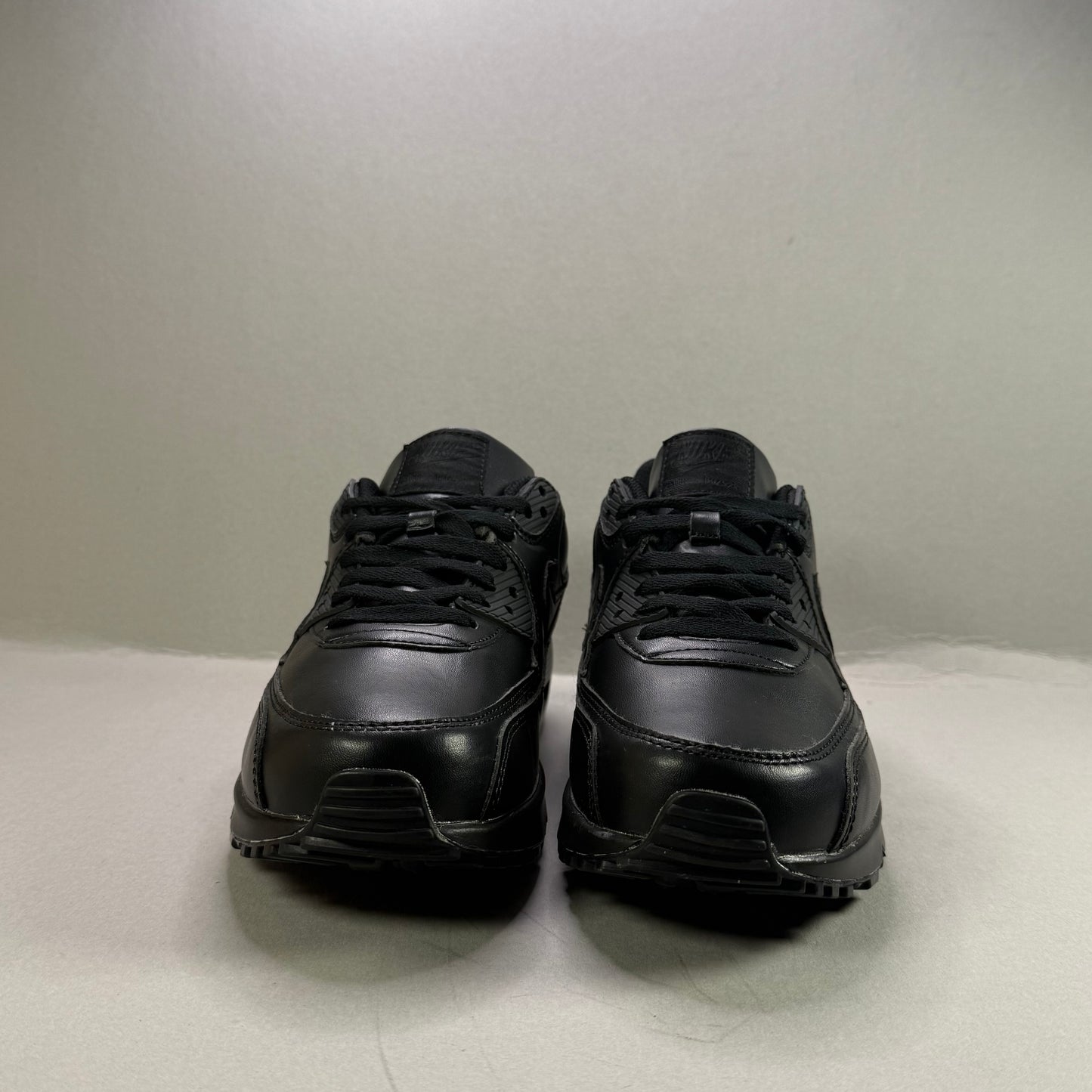 Nike Air Max 90 "Triple Black Leather"