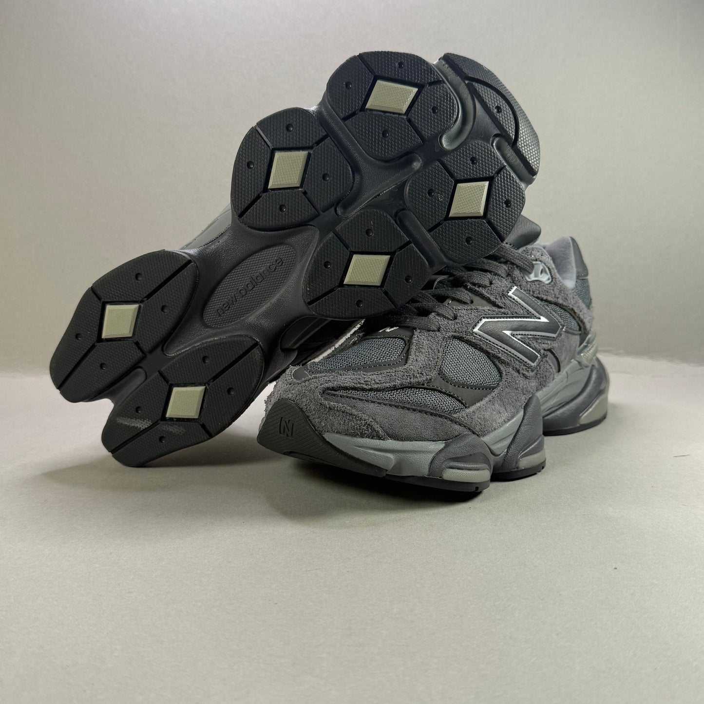 New Balance 9060 "Grey Silver"