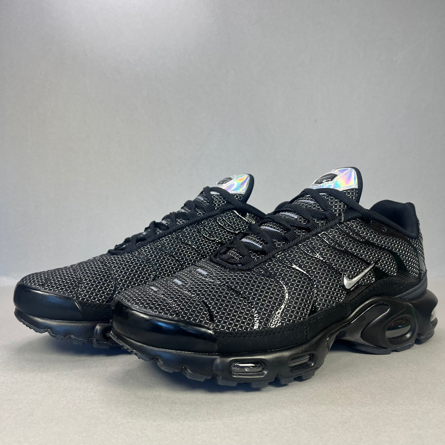 Nike Air Max Plus TN “Chrome Metallic Silver”