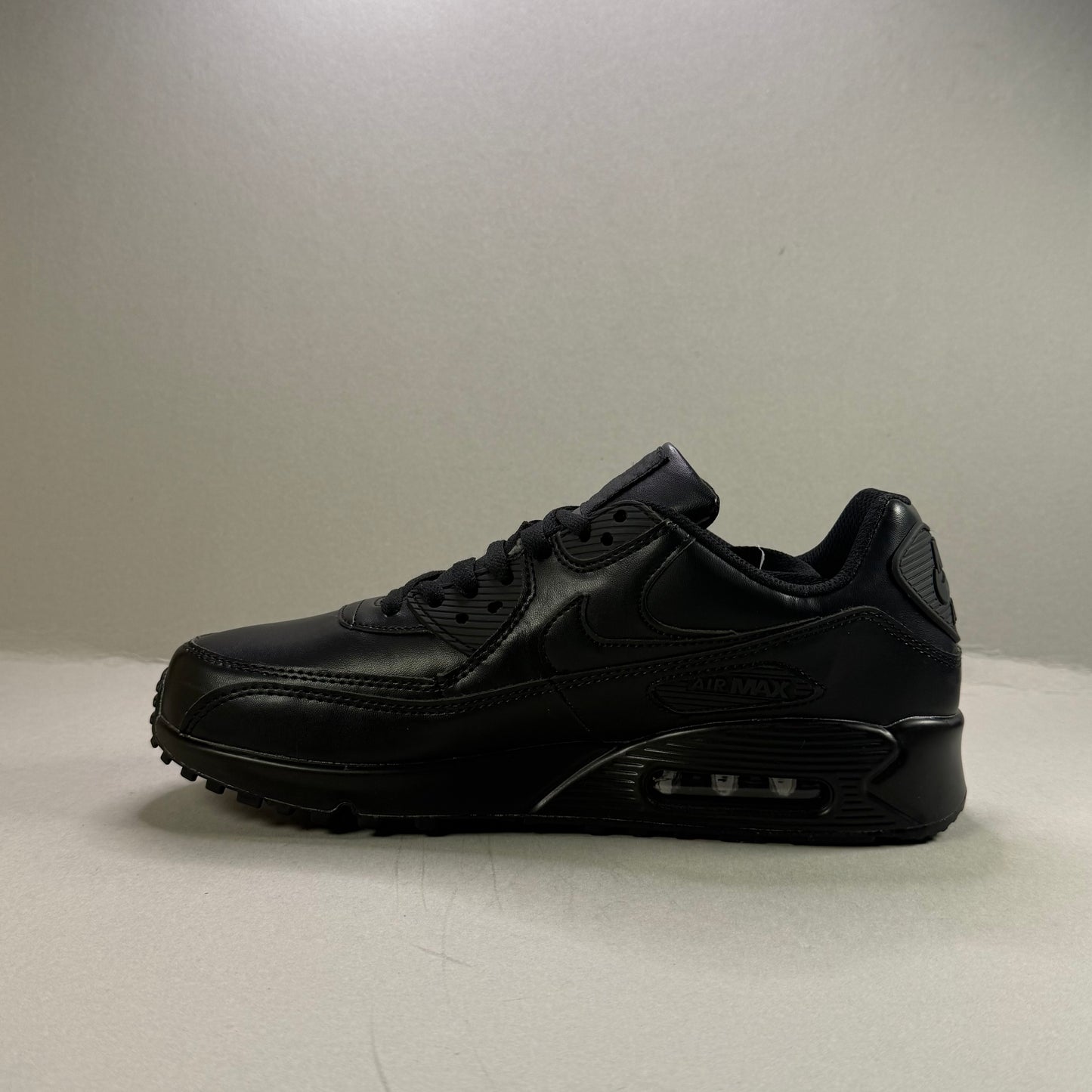 Nike Air Max 90 "Triple Black Leather"