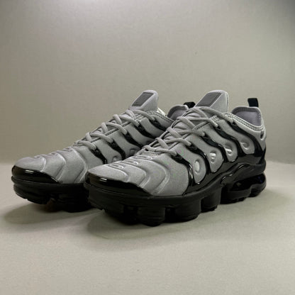 Nike Vapormax Plus "Black Grey"