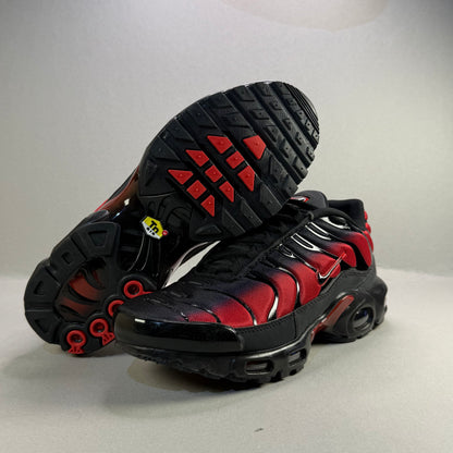 Nike Air Max Plus TN "Black And Red"