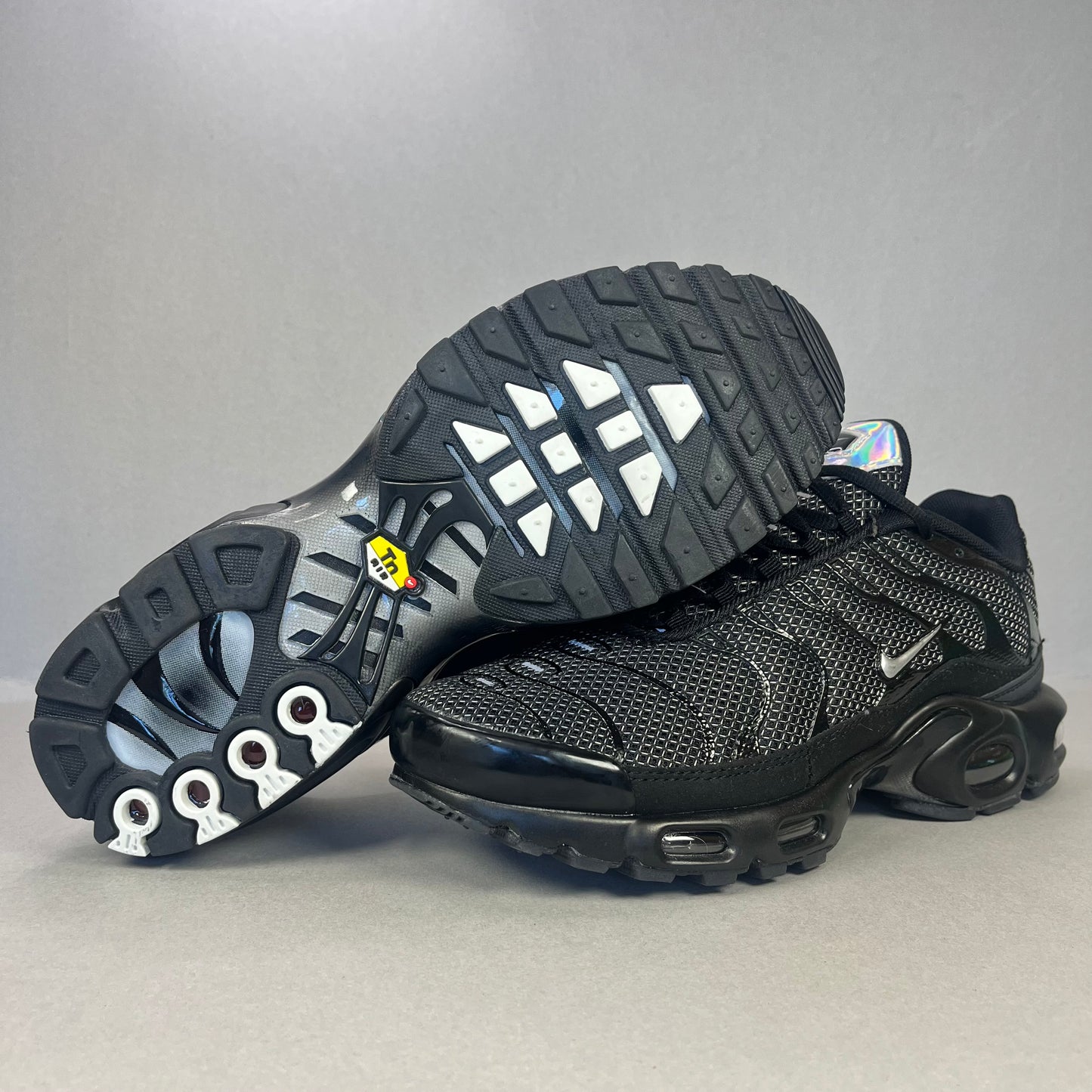 Nike Air Max Plus TN “Chrome Metallic Silver”