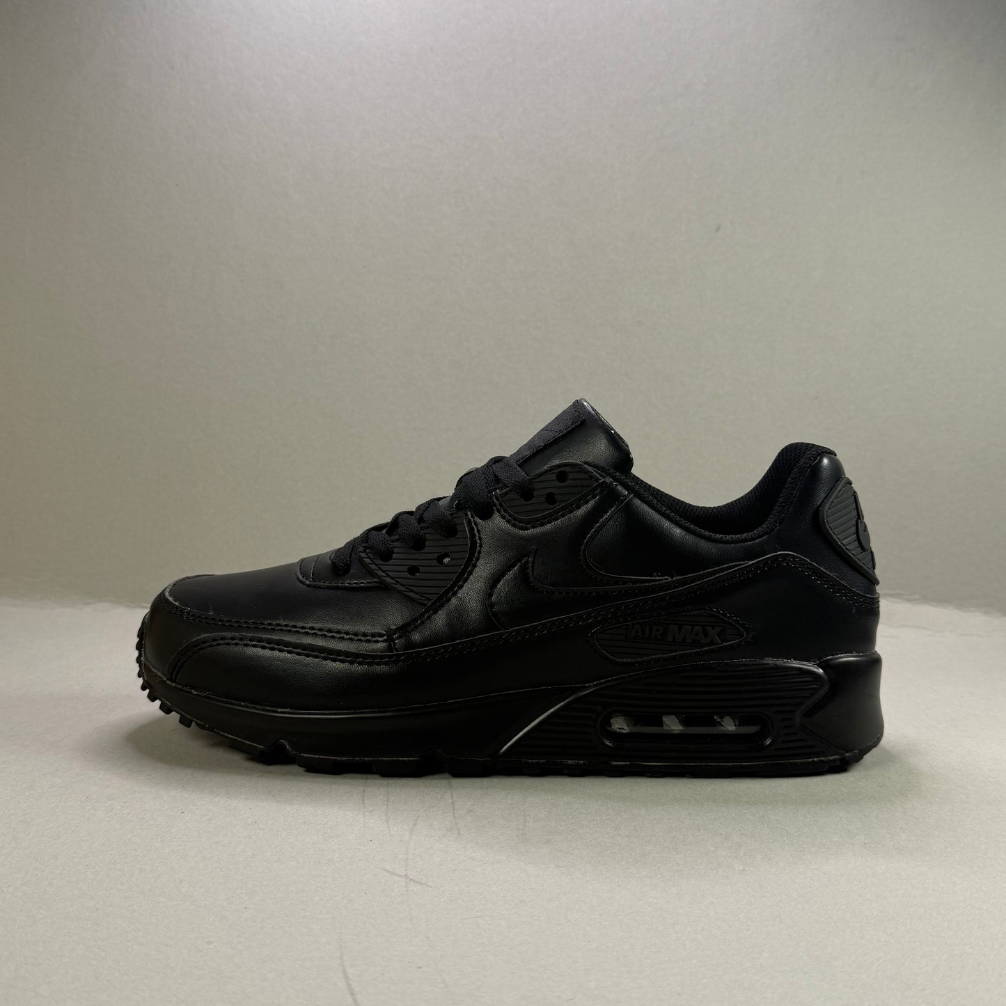 Nike Air Max 90 "Triple Black Leather"