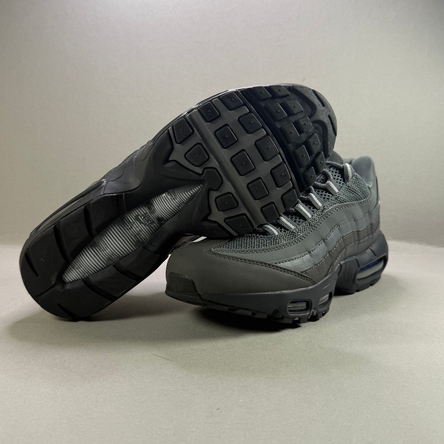 Nike Air Max 95 "Grey And White"