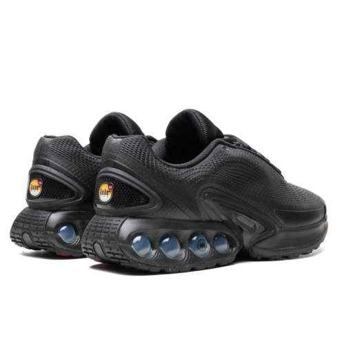 Nike Air Max DN “Triple Black”