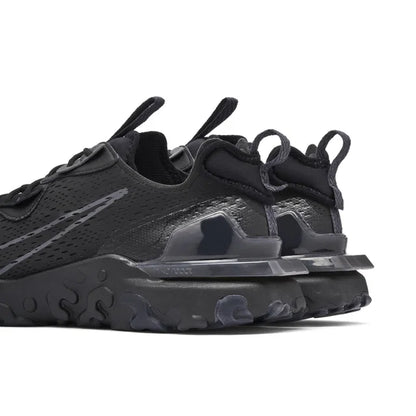 Nike React "Triple Black"
