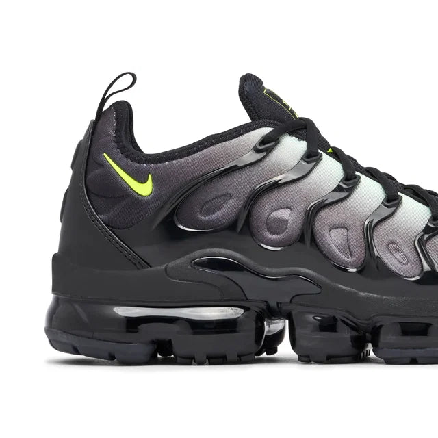 Nike Air Vapormax Plus "Neon"