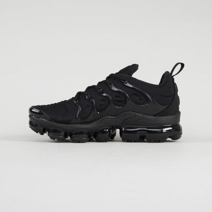 Nike Vapormax Plus “Triple Black”