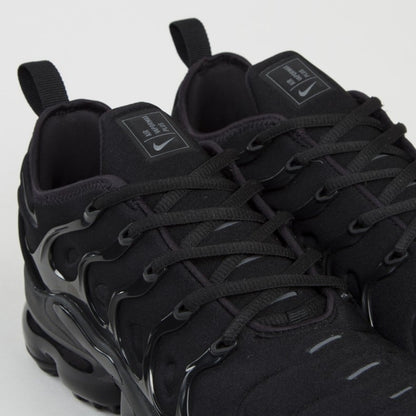Nike Vapormax Plus “Triple Black”