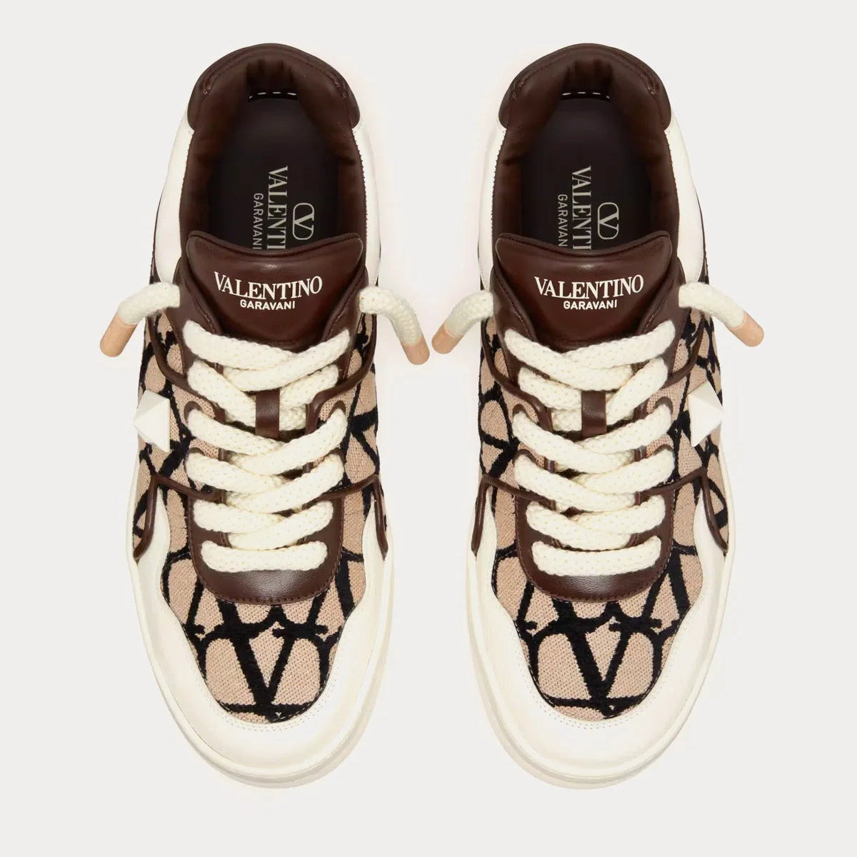 Valentino Garvani Stud XL "Leather"