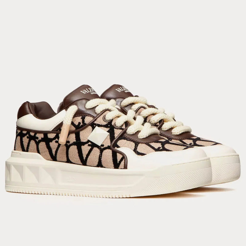 Valentino Garvani Stud XL "Leather"