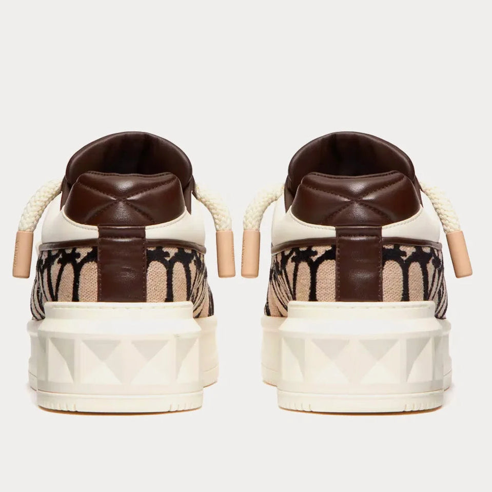 Valentino Garvani Stud XL "Leather"